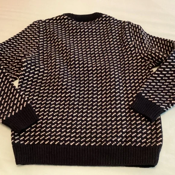 L.L. Bean Norwegian men’s sweater, NEW. Made in Norway - Picture 4 of 4